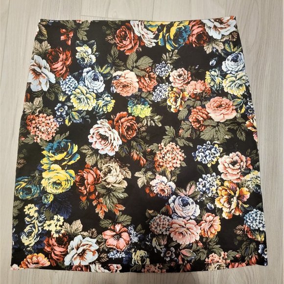 Floral Skirt - Picture 1 of 6